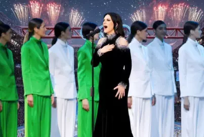 La ceremonia inaugural de los Juegos Olímpicos de Invierno Milán-Cortina 2026 dejó uno de sus momentos más memorables con Laura Pausini.