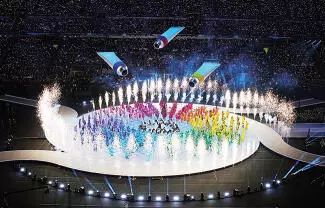 Los XXV Juegos Olímpicos de Invierno fueron inaugurados de manera oficial este viernes mediante una ceremonia de tres horas y media.