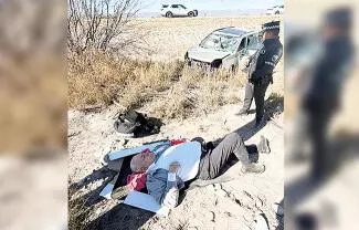 Un ex agente del Ministerio Público resultó lesionado, luego de protagonizar una aparatoso accidente tipo volcadura.