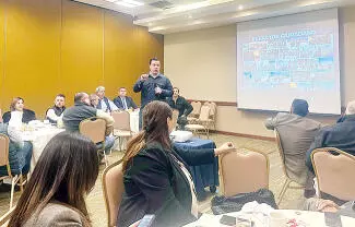 Bajo una nueva visión de proximidad y cero tolerancia a la corrupción, el fiscal general de Coahuila, encabezó una gira de trabajo por la Región.