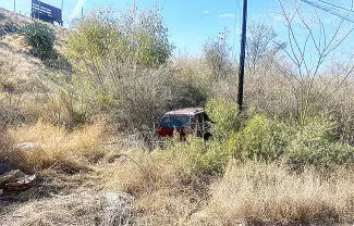 Daños materiales en su camioneta y un fuerte susto se llevó un conductor
