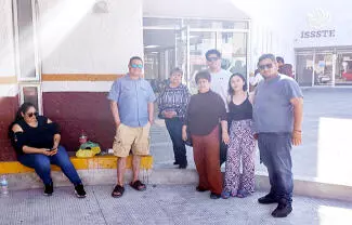 Juan Ramón Velázquez realizó una denuncia pública al señalar presuntas omisiones y demora en la atención por parte de la clínica del ISSSTE