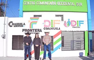 La alcaldesa Sari Pérez Cantú, realizó un recorrido de supervisión a los últimos detalles de la obra de rehabilitación del Centro Comunitario.