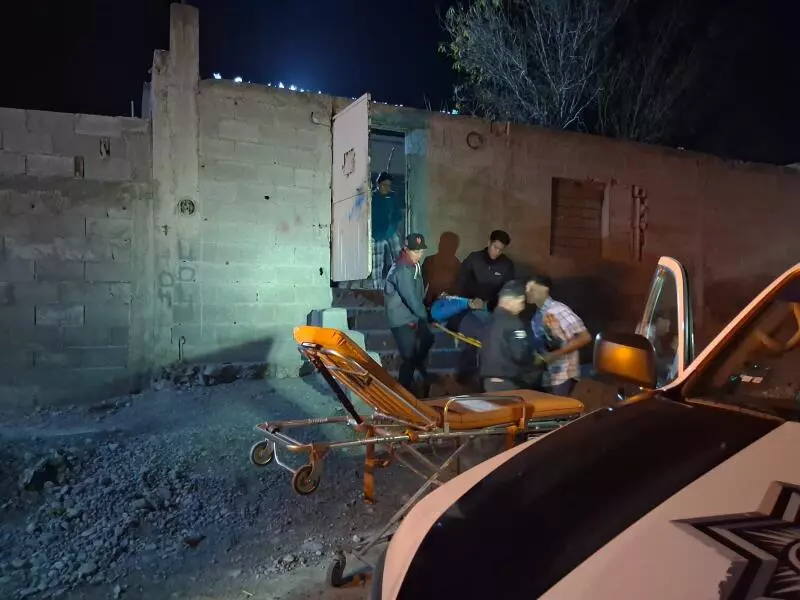 Durante el trayecto al nosocomio, los socorristas le colocaron una mascarilla y le suministraron oxígeno con el fin de estabilizarlo.