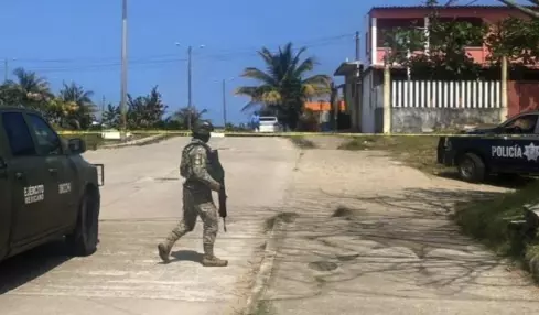Horas más tarde, una segunda hielera fue encontrada en la colonia El Tesoro, también en la zona poniente de la ciudad.