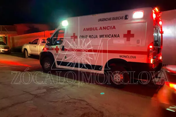 Los hechos ocurrieron en el cruce de las calles Mirador y Panamá, donde los vecinos de inmediato dieron parte a las autoridades tras percatarse de la condición en la que se encontraba.