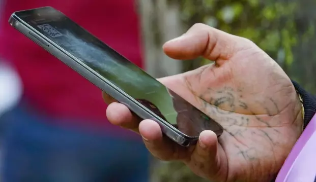 Las compañías telefónicas deben informar cuántas líneas están asociadas a cada usuario, aunque solo podrán revelar los últimos cuatro dígitos por temas de privacidad.