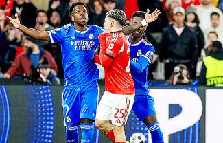 La victoria del Madrid sobre Benfica fue opacada tras el acto racista del argentino Gianluca Prestianni hacia el brasileño, por lo que el partido estuvo a punto de suspenderse