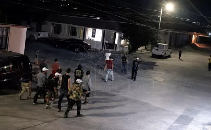 Tras implementar el operativo de seguridad y realizar recorridos por el sector, los elementos municipales lograron la detención de varios de los pres