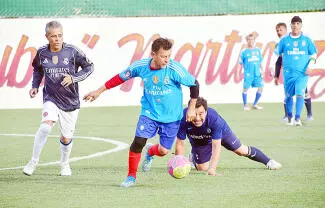 Abre la temporada arrollando a la Fiorentina en la fecha uno, con doblete de Gerardo Espinoza