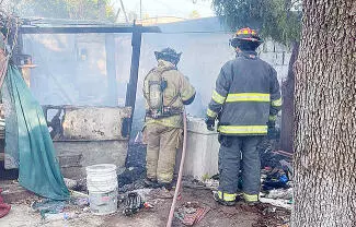 La tarde del viernes se registró una intensa movilización policiaca y de los cuerpos de bomberos en el cruce de las calles Héctor Bladimir y Durango.