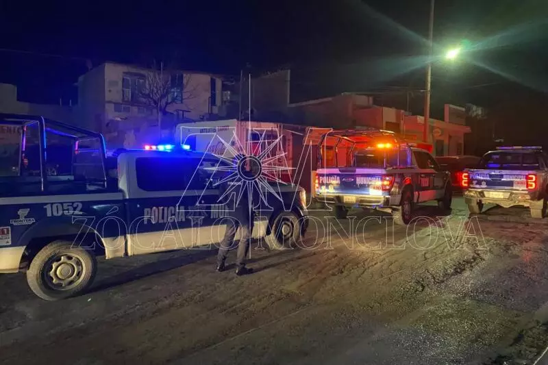 Elementos de las fuerzas de seguridad acudieron al domicilio ubicado en la colonia Emiliano Zapata, en el sector de la colonia Morelos, donde se entrevistaron con el denunciante para recabar información sobre lo ocurrido.