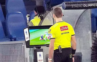 Anuncian nuevas reglas para evitar retrasos de juego, así como la utilización del VAR para analizar segundas amarillas y tiros de esquina