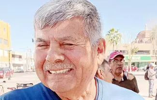 El líder del Grupo de Defensa Laboral para Trabajadores de AHMSA, Julián Torres Ávalos, dijo que el grupo esperaba presenciar la subasta.