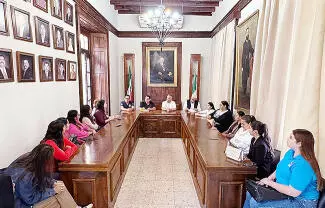 El alcalde de Cuatro Ciénegas, Ing. Víctor Manuel Leija Vega, encabezó una reunión de trabajo interinstitucional