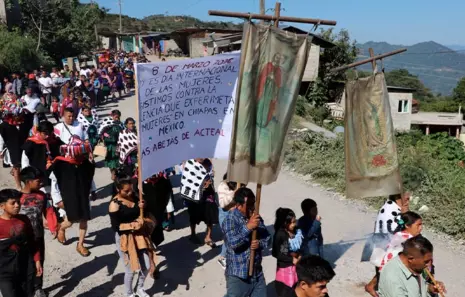 La movilización, que recorrió cuatro kilómetros desde el crucero de Majomut hasta la comunidad de Acteal.