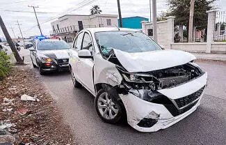 Afortunadamente los conductores resultaron ilesos, solo hubo daños materiales
