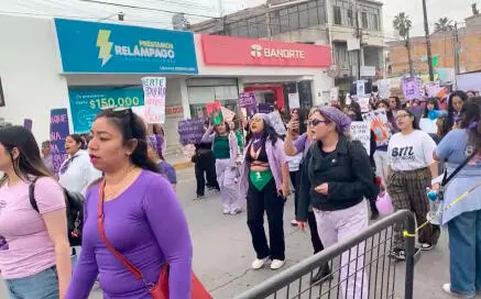 Ballesteros reconoció que, durante la manifestación, el personal de la Policía Violeta intentó contactar a las denunciantes, sin lograr localizarl