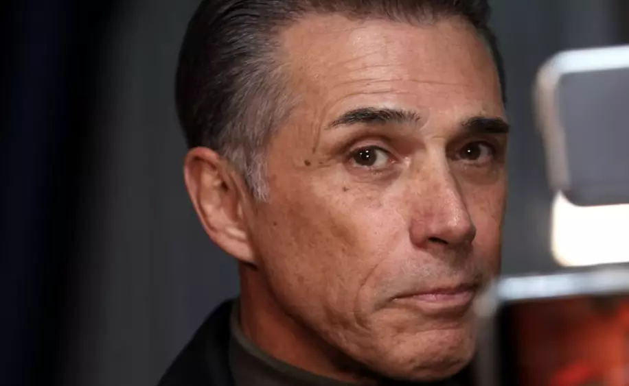 El diputado pidió licencia de su cargo para formar parte del reality