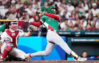 Un terrible relevo de Jesús Cruz, quien en un tercio aceptó par de cuadrangulares de cinco carreras, propició la primera derrota de México en el Clásico Mundial 2026
