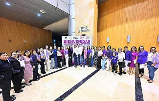 En coordinación con el gobernador Manolo Jiménez, el Gobierno Municipal impulsa acciones para ampliar la seguridad y el desarrollo de las féminas