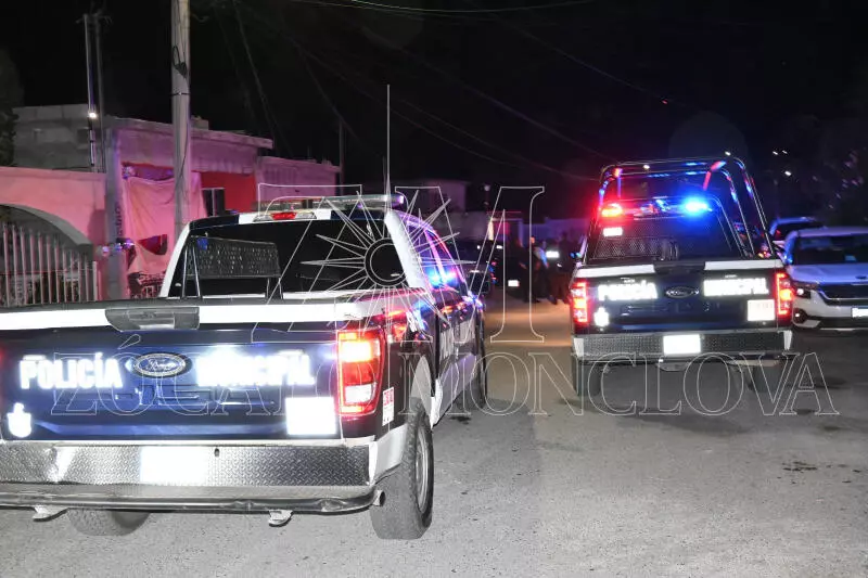 Ambos jóvenes fueron asegurados por las autoridades y llevados a las instalaciones de Seguridad Pública, donde quedaron a disposición del juez calificador en turno, quien se encargará de su situación legal.