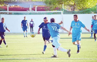 Con un remate de cabeza de Roberto Reyes, la Borja consiguió el gol de la ventaja para los tres puntos de la cuarta jornada