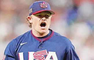 La novena de las Barras y las Estrellas venció con sufrimiento 5-3 a la Hoja de Maple en el duelo de Cuartos de Final del Clásico Mundial de Beisbol en Houston