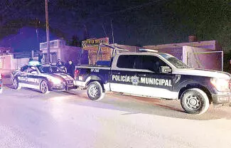 Un padre de familia identificado como Carlos, solicitó la intervención de las fuerzas de seguridad luego de reportar que varios menores de edad.