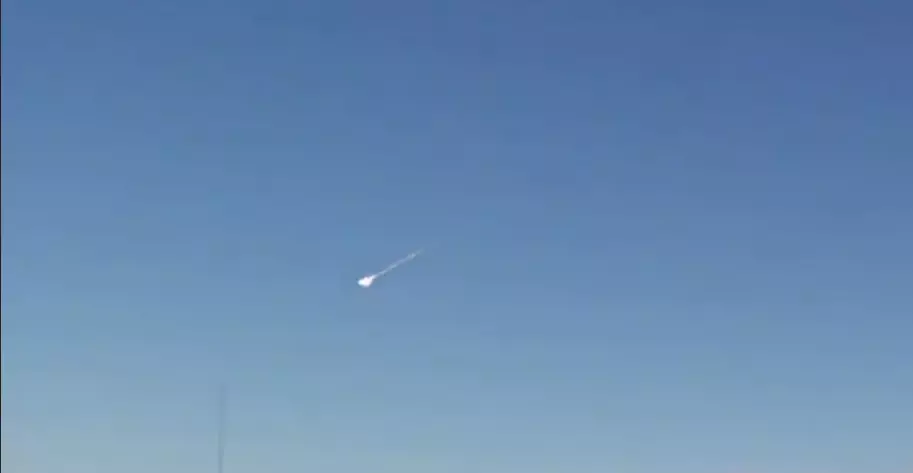 Un meteorólogo declaró a The Independent que el sonido era similar a las explosiones sónicas causadas por aviones que vuelan a velocidades superior