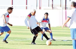 Por la mínima, el Independiente de Monclova consiguió un apretado triunfo por marcador de 1 gol por 0 sobre la escuadra de Polonia.