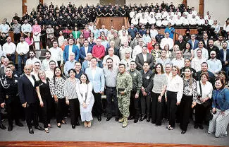 La alcaldesa de Frontera, Sara Irma Pérez, sostuvo que el trabajo coordinado consolida la paz; mientras que Alejandra Huerta, primera edil de Nadador