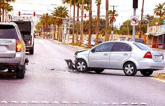 El joven motociclista de 24 años se debate entre la vida y la muerte al ser impactado por un conductor que se le atravesó repentinamente a su paso
