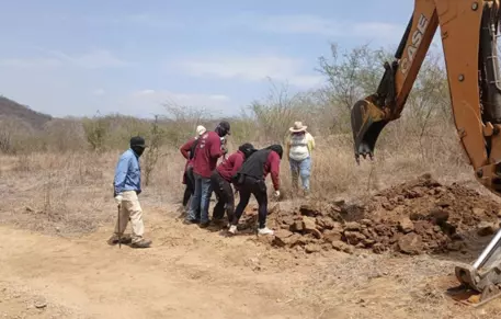 El grupo de búsqueda acudió al sitio solo con apoyo de la Fiscalía General del Estado (FGE) y policías municipales de Concordia y Mazatlán.