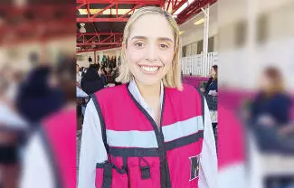  La primera dama de Monclova, Mavi Sosa Rubio, informó que en los próximos meses iniciará una nueva generación de la preparatoria Mujeres Echadas Pa’Delante.