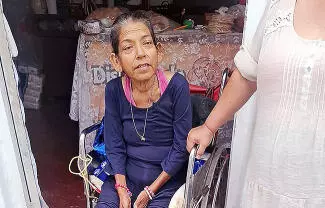 Fue auxiliada por vecinos y elementos municipales