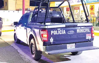 Por segunda ocasión en 24 horas, el mismo delincuente asaltó otra tienda de conveniencia.