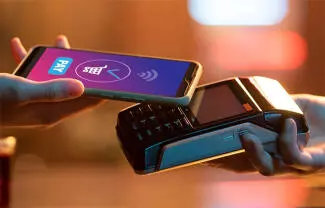 La presidenta dijo, que la idea, es avanzar con ese proceso para que se use menos efectivo y se dé mayor certeza en las transacciones