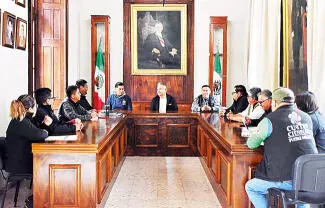 Familias y visitantes disfrutan de un destino seguro y lleno de tradición