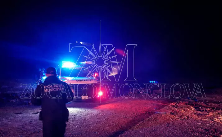 Elementos de Bomberos procedieron a sofocar el fuego sin mayores complicaciones, mientras que oficiales de la Policía Municipal realizaron recorridos de vigilancia en el área para tratar de ubicar a algún sospechoso.