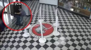 Un video de cámara de de videovigilancia muestra el momento en que el tirador fue interceptado por personal de la escuela que lograron desarmarlo y evitar el tiroteo masivo que planeaba realizar