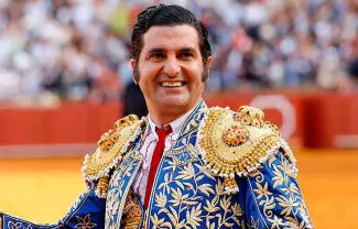 La cornada se ha producido en el intento de huida, cuando ha sido arrollado, hiriéndole en el glúteo izquierdo