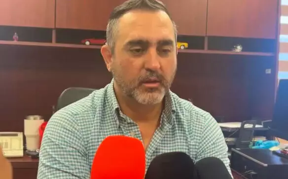 El funcionario reservó información adicional sobre los antecedentes del sospechoso, argumentando que ello podría comprometer las investigaciones en curso.