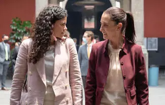 Sheinbaum subrayó que su gobierno no impulsa candidaturas y que quienes aspiren a un cargo deberán separarse de sus funciones