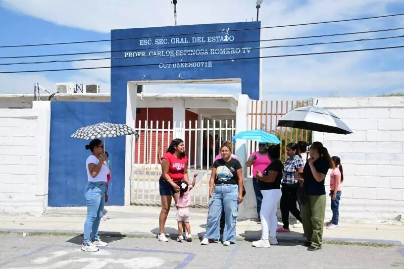 Alertaron que la situación ya está pasando factura pues varios alumnos han presentado malestares físicos por las altas temperaturas que se registran dentro de las aulas.