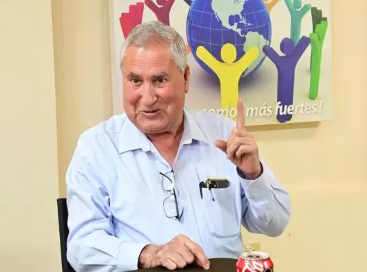 En relación con si aprovecharían estos encuentros para presentar propuestas en favor del sector comercial, indicó que el presidente de la Canaco Monclova, Arturo Valdés Pérez, sería quien encabece ese planteamiento.