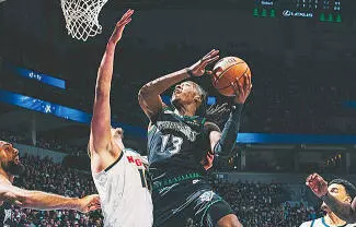 Los Timberwolves de Minnesota vencieron la noche del sábado a los Nuggets de Denver