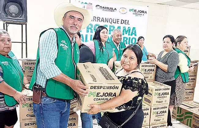 Para apoyar a las familias de Sacramento, se llevó a cabo la entrega del programa alimentario en la cabecera municipal.