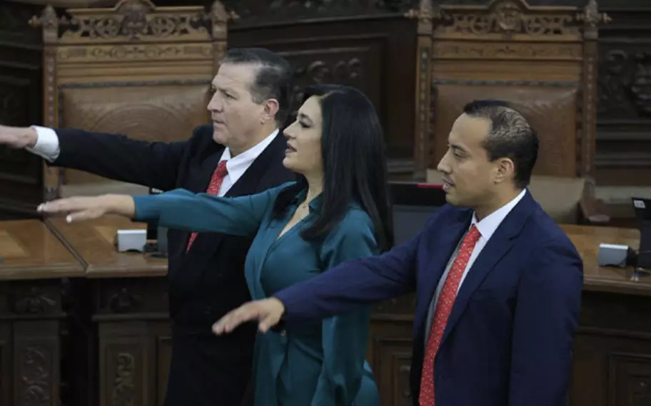 Rinden protesta como diputados suplentes en Coahuila