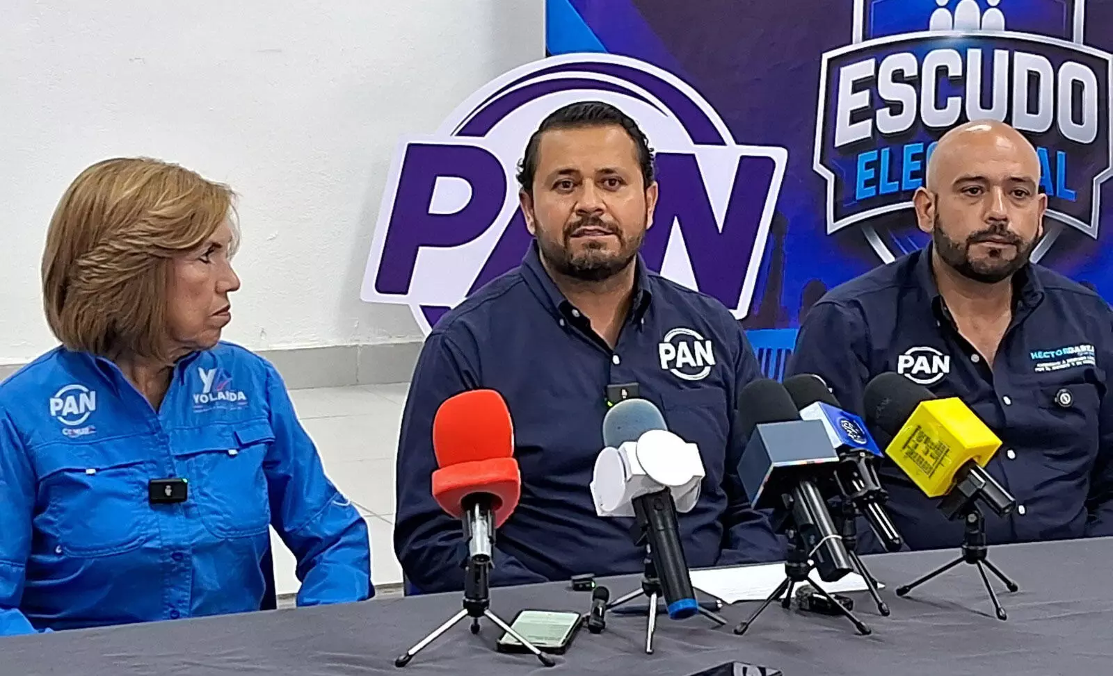 El diputado federal y secretario de Planeación del CEN del PAN, Armando Tejeda, visitó Monclova para respaldar a los candidatos a diputados locales 